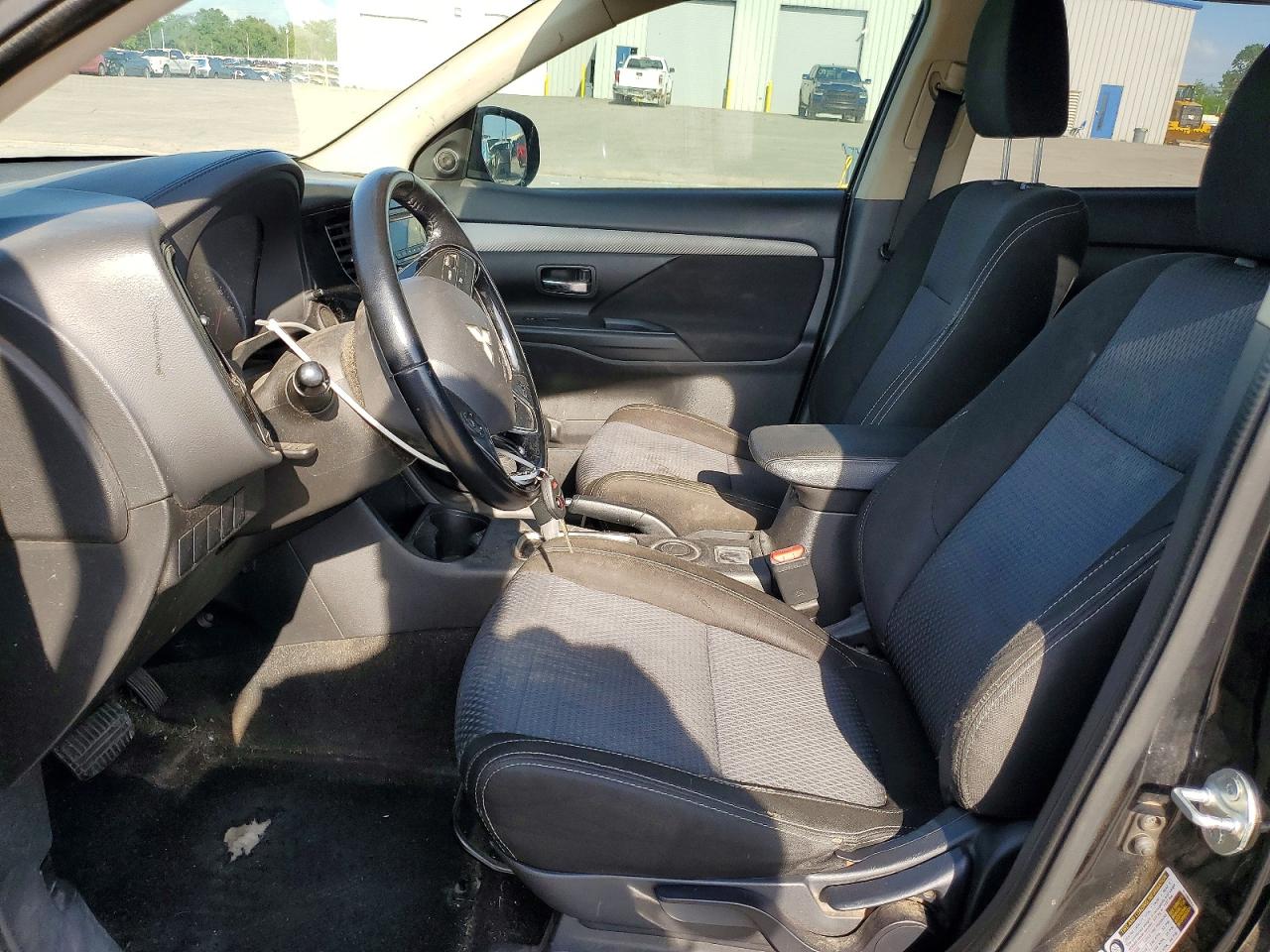 Mitsubishi Outlander Es
