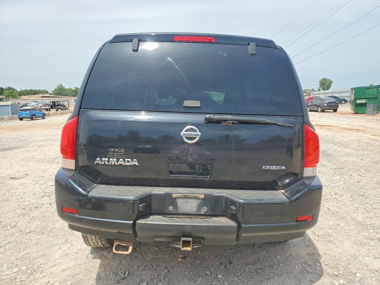 Nissan Armada Sv