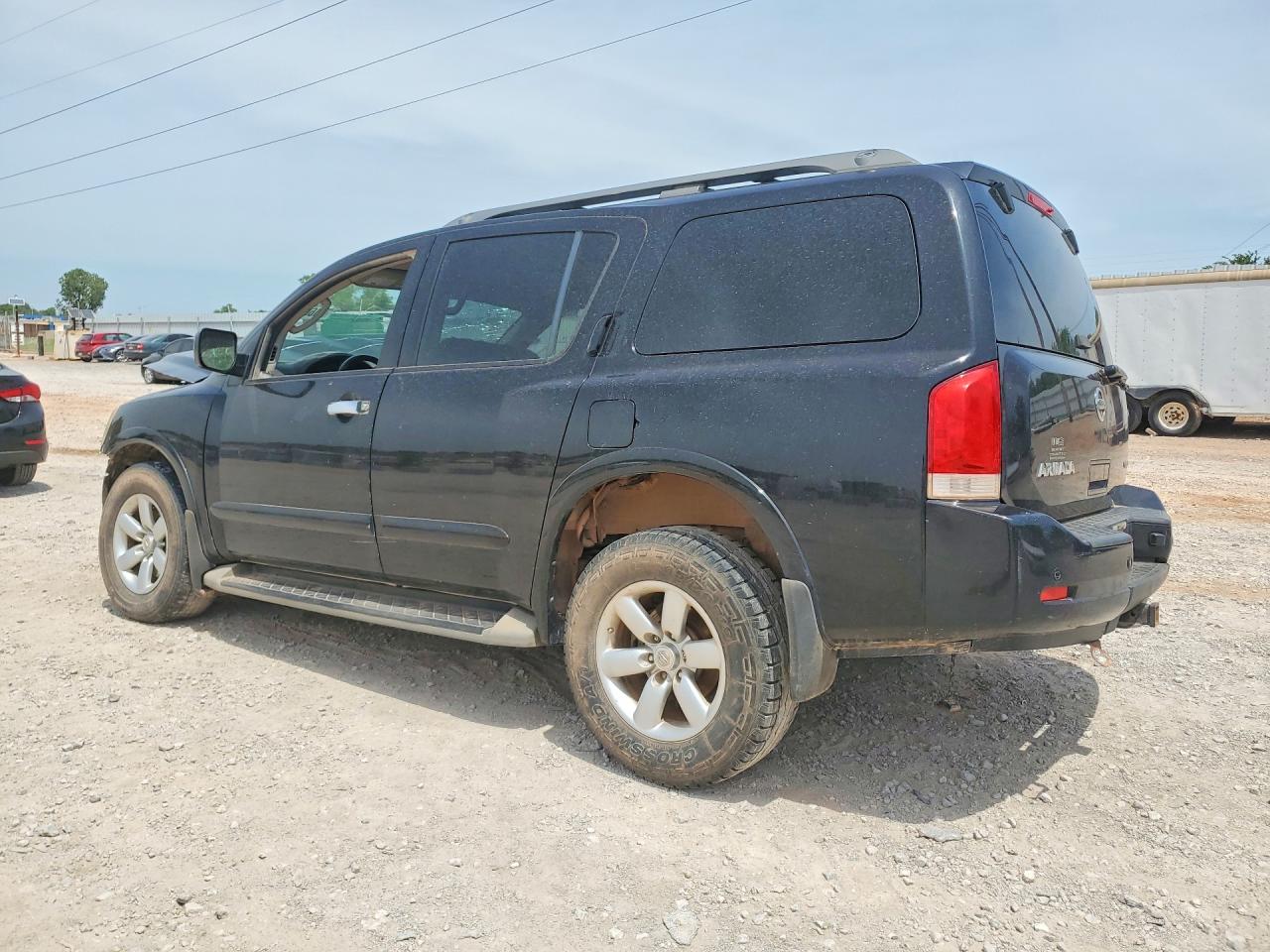 Nissan Armada Sv