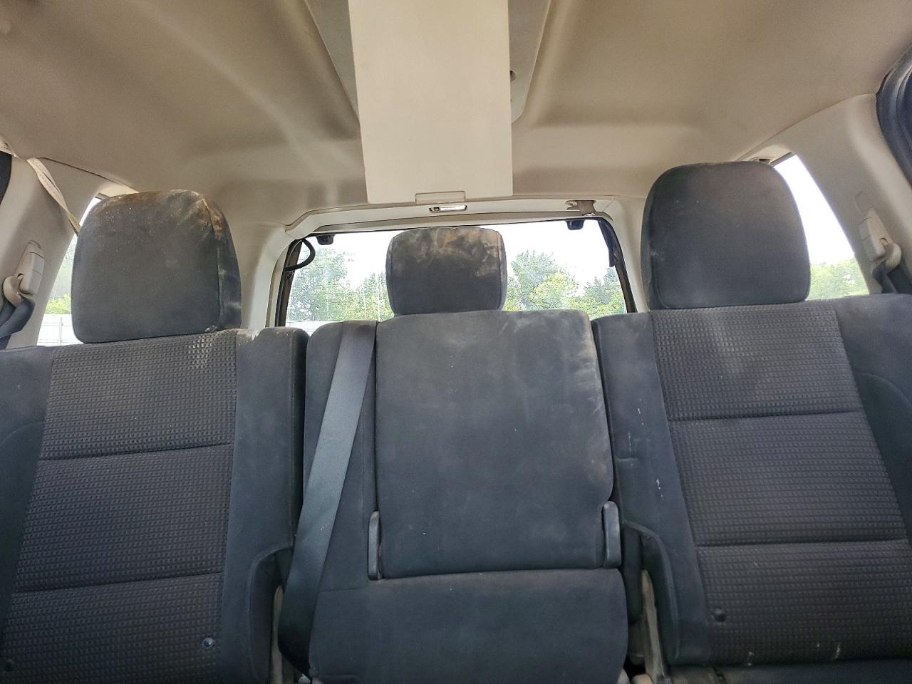 Nissan Armada Sv