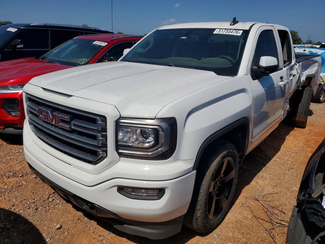 Salvage GMC Sierra Image