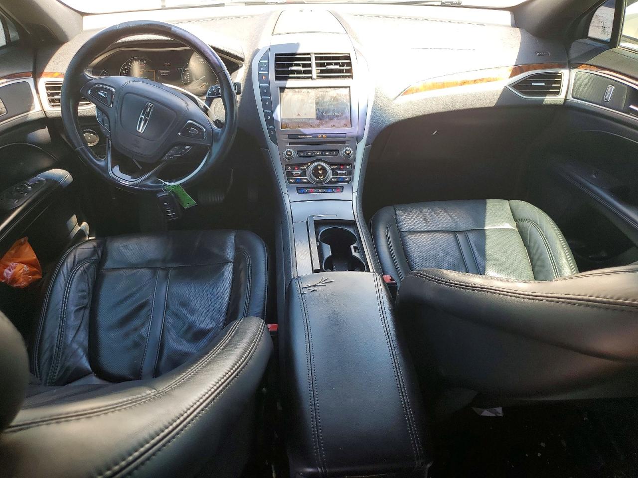 Lincoln MKZ Reserve