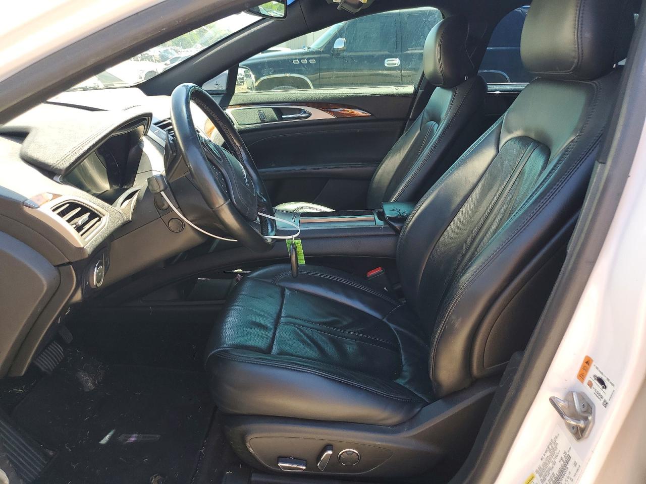 Lincoln MKZ Reserve