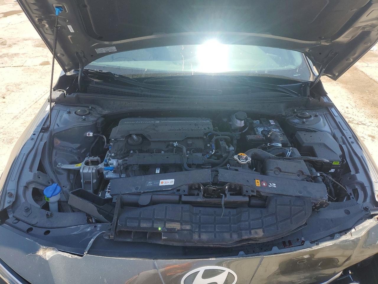 Hyundai ELANTRA Sel Sport