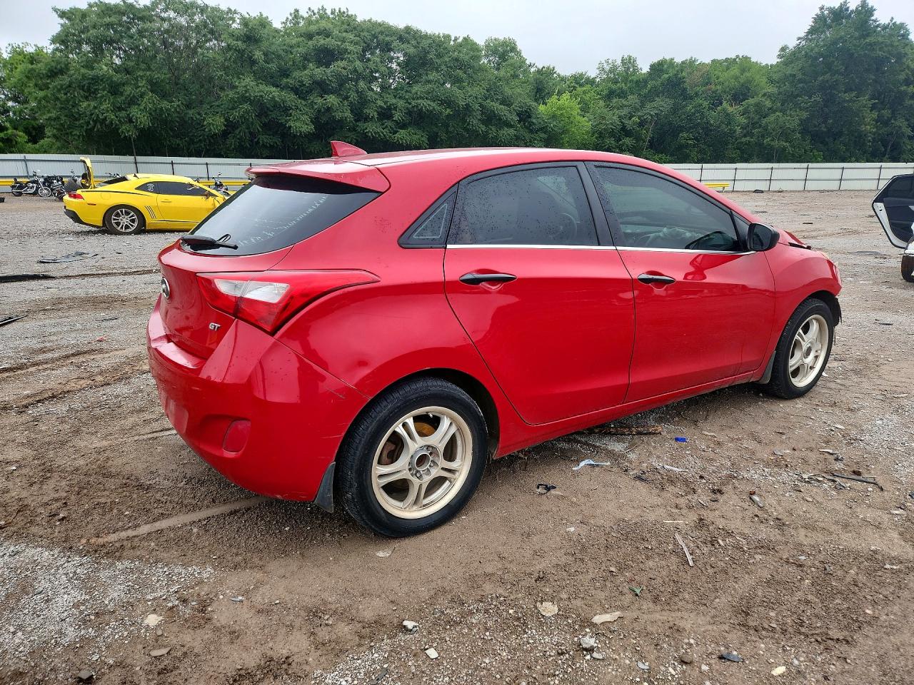 Hyundai ELANTRA Base