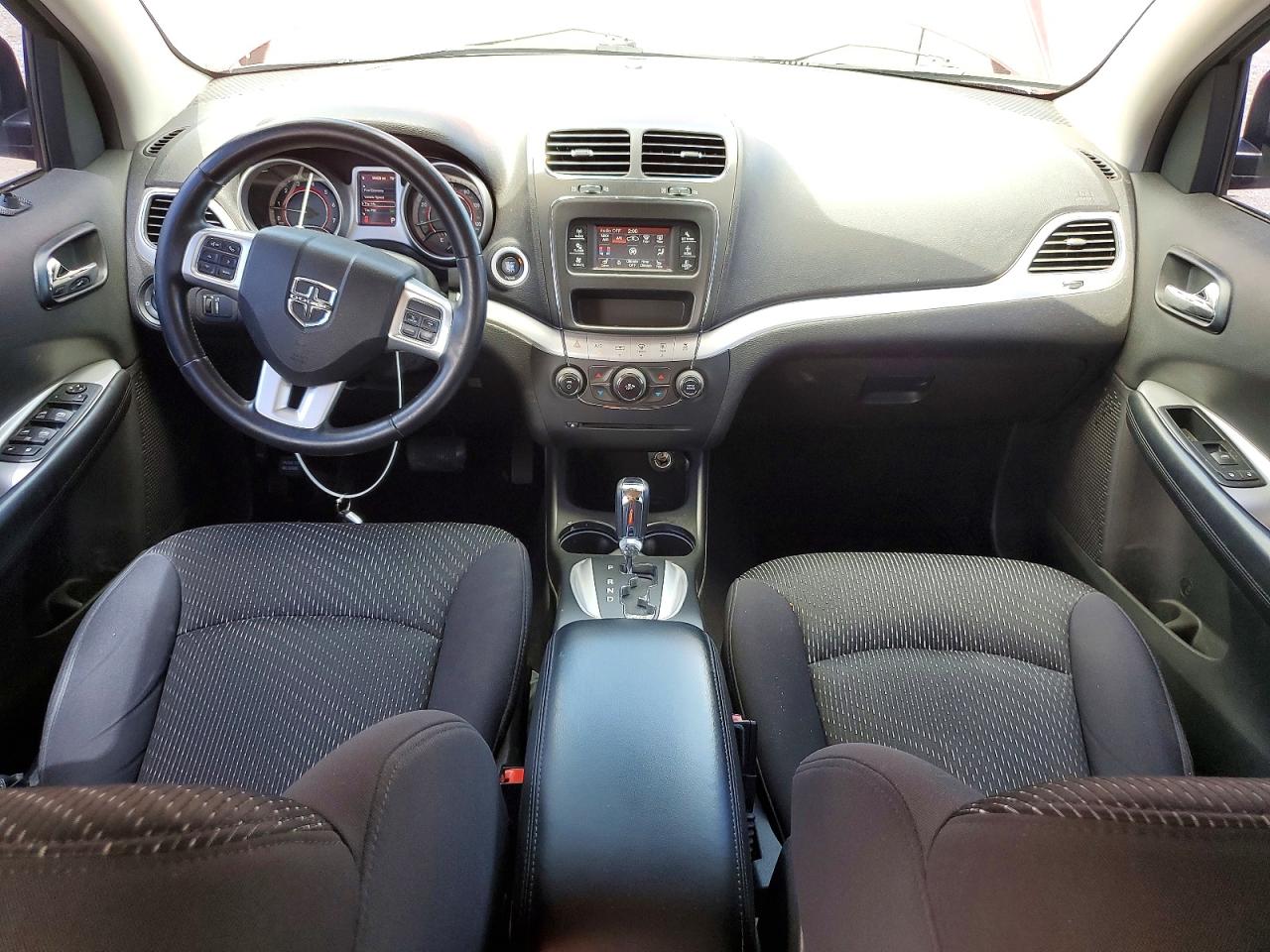 Dodge Journey Sxt