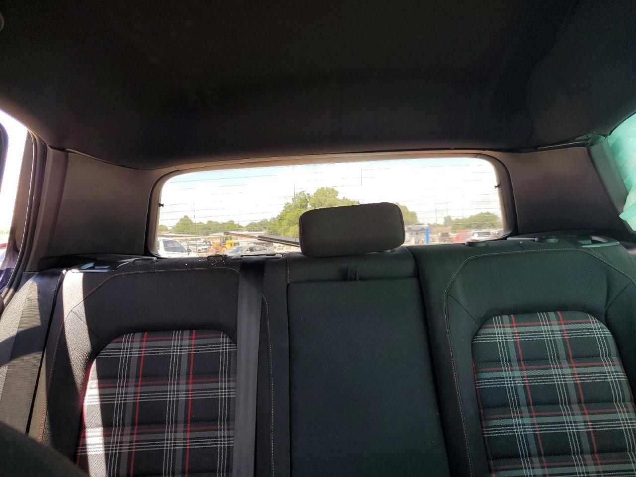 Volkswagen GTI S