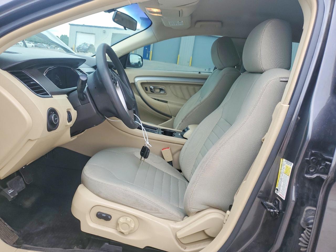 Ford Taurus Se