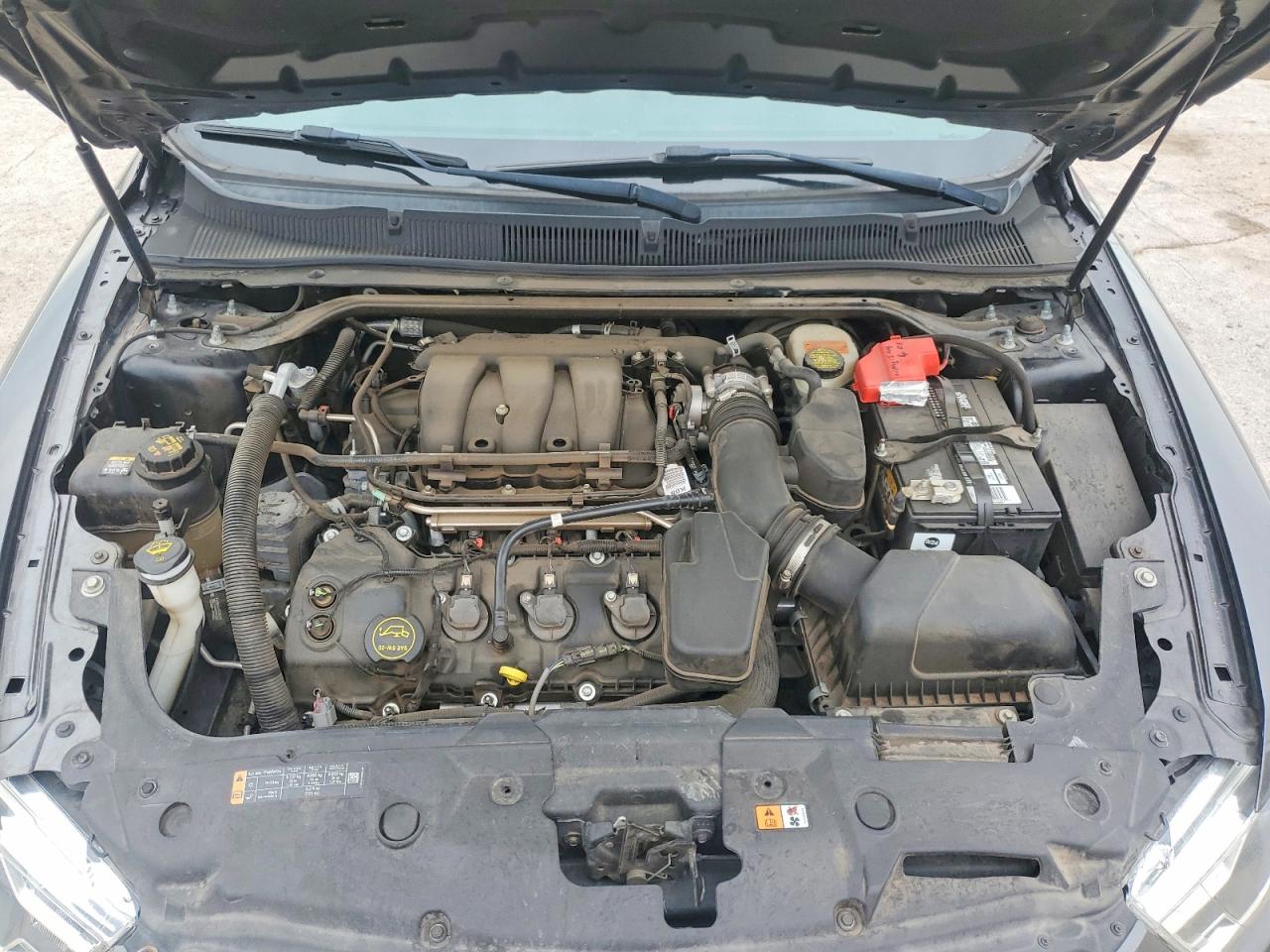 Ford Taurus Se
