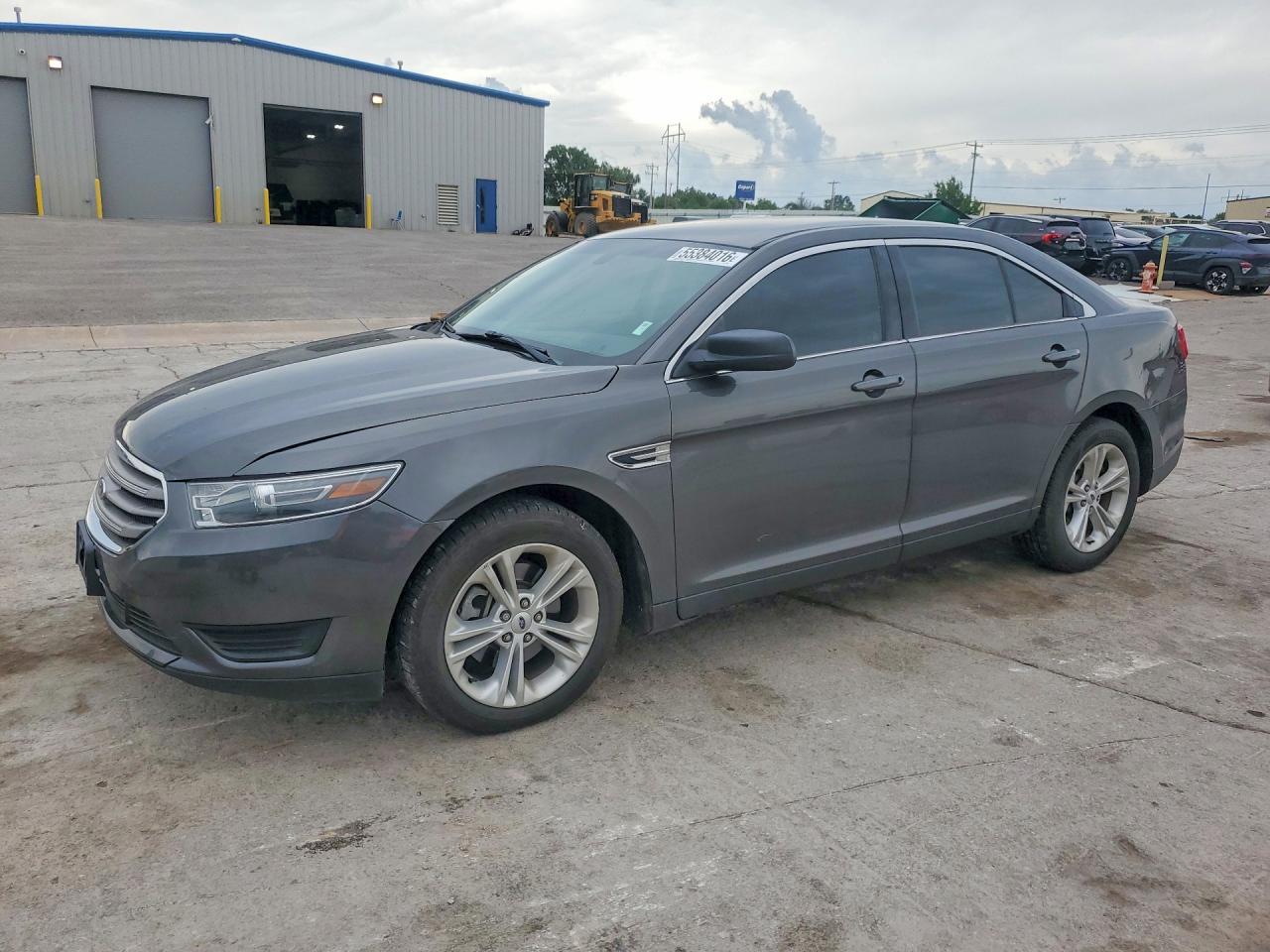 Salvage Ford Taurus Image