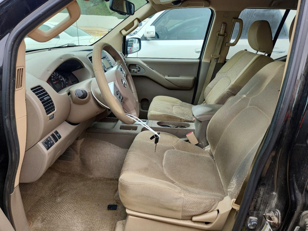 Nissan Frontier S