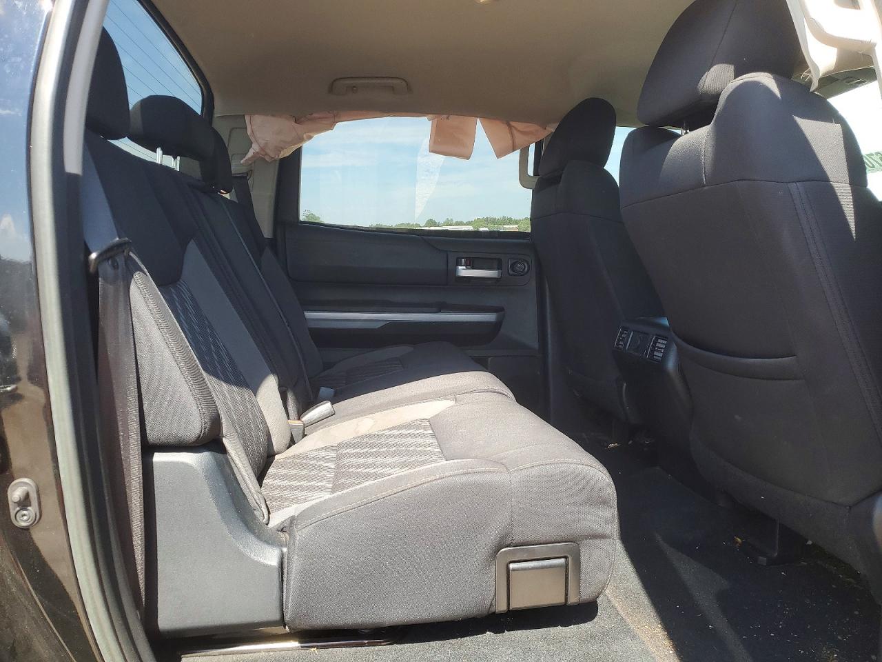 Toyota Tundra Crewmax Sr5