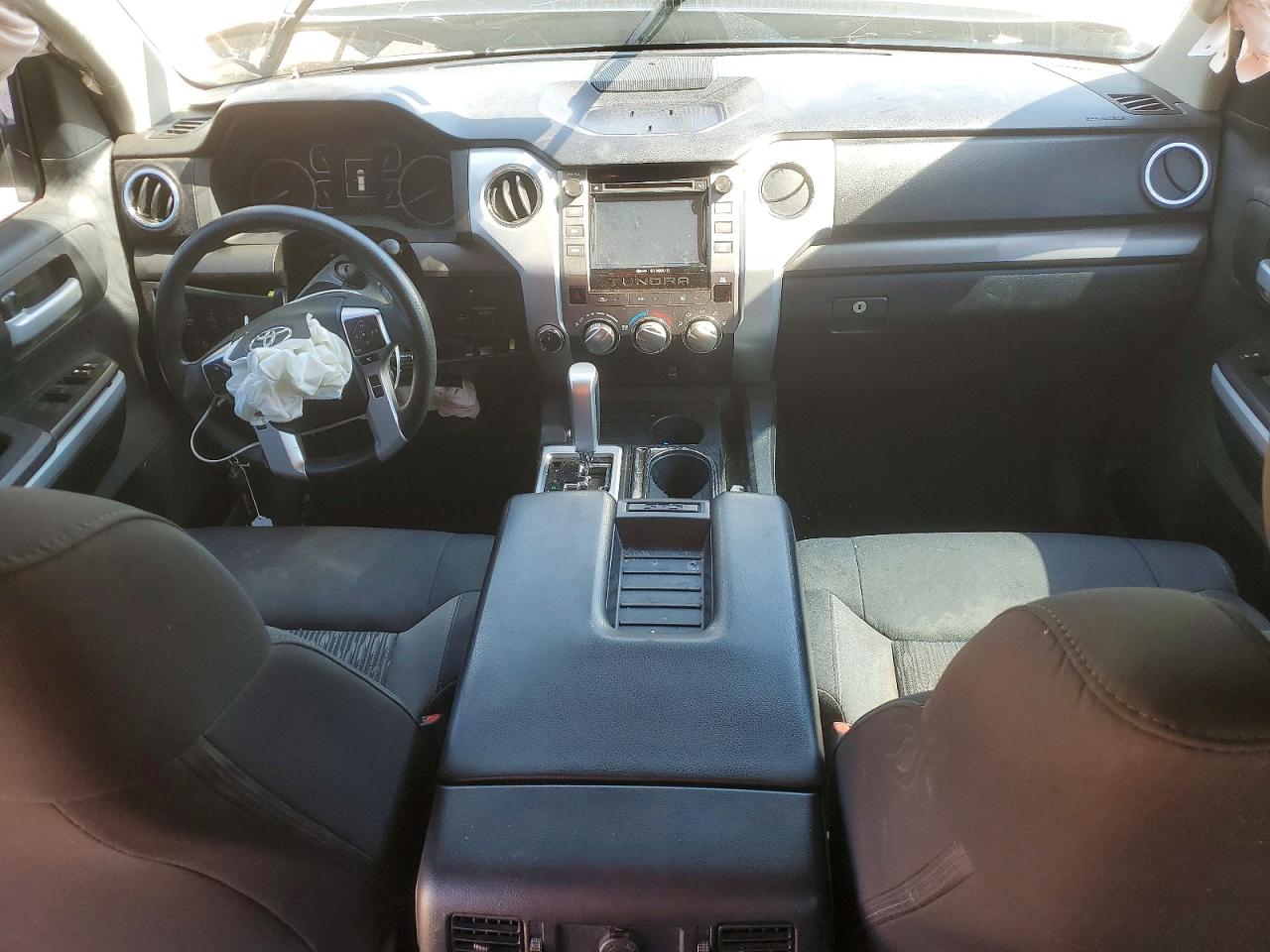 Toyota Tundra Crewmax Sr5