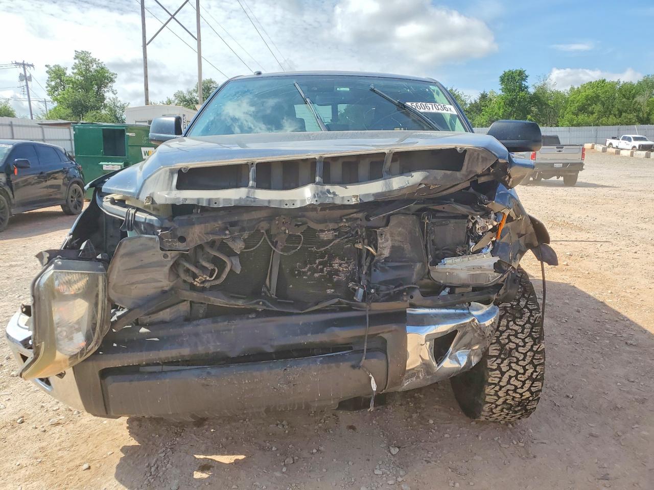 Toyota Tundra Crewmax Sr5