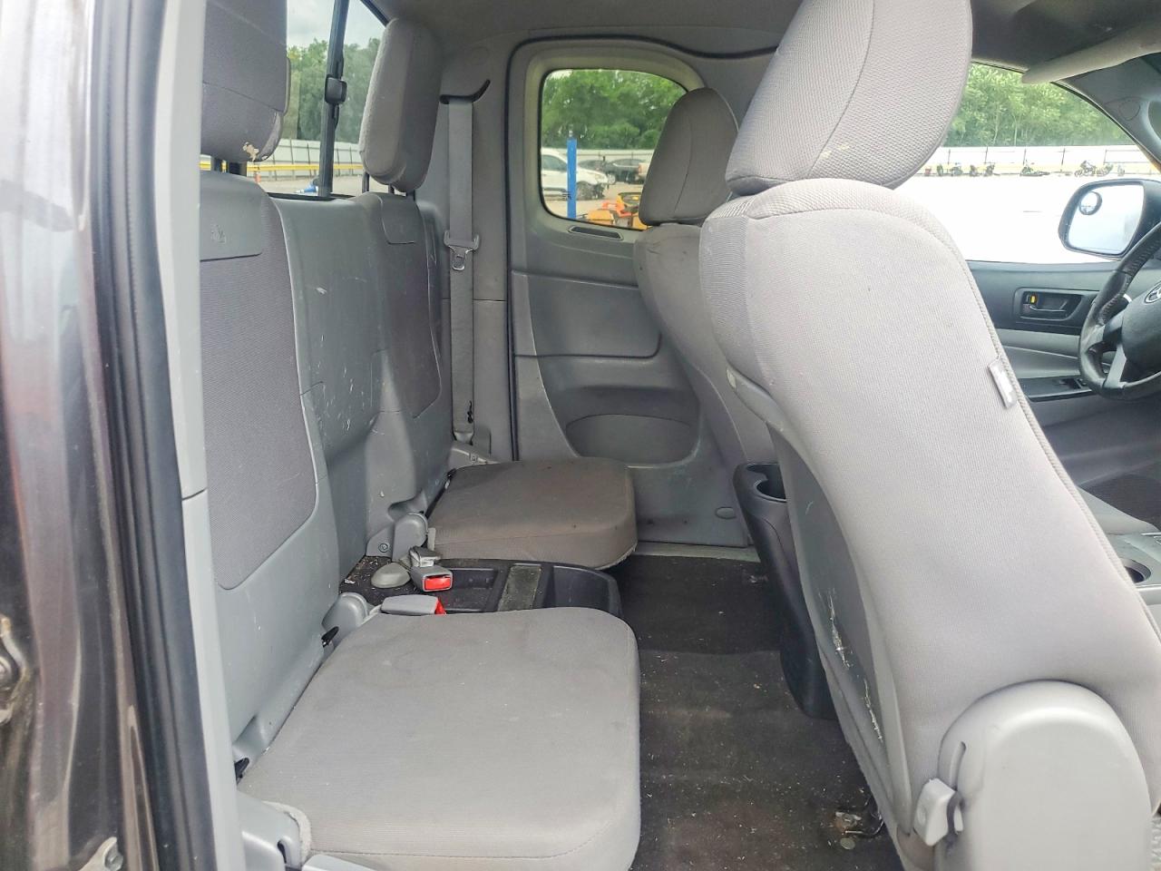 Toyota Tacoma Access Cab