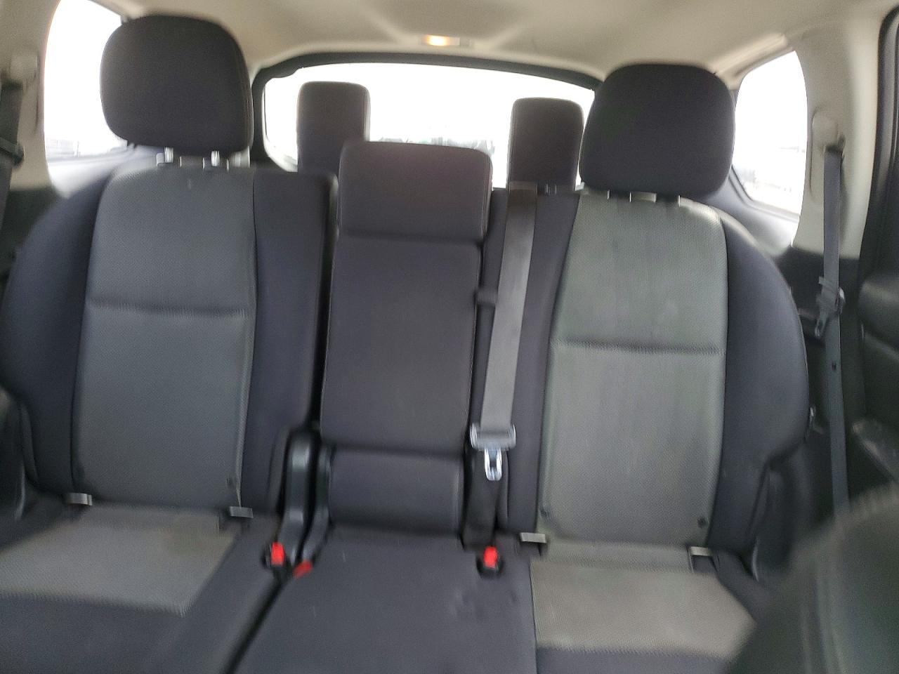 Nissan Pathfinder S
