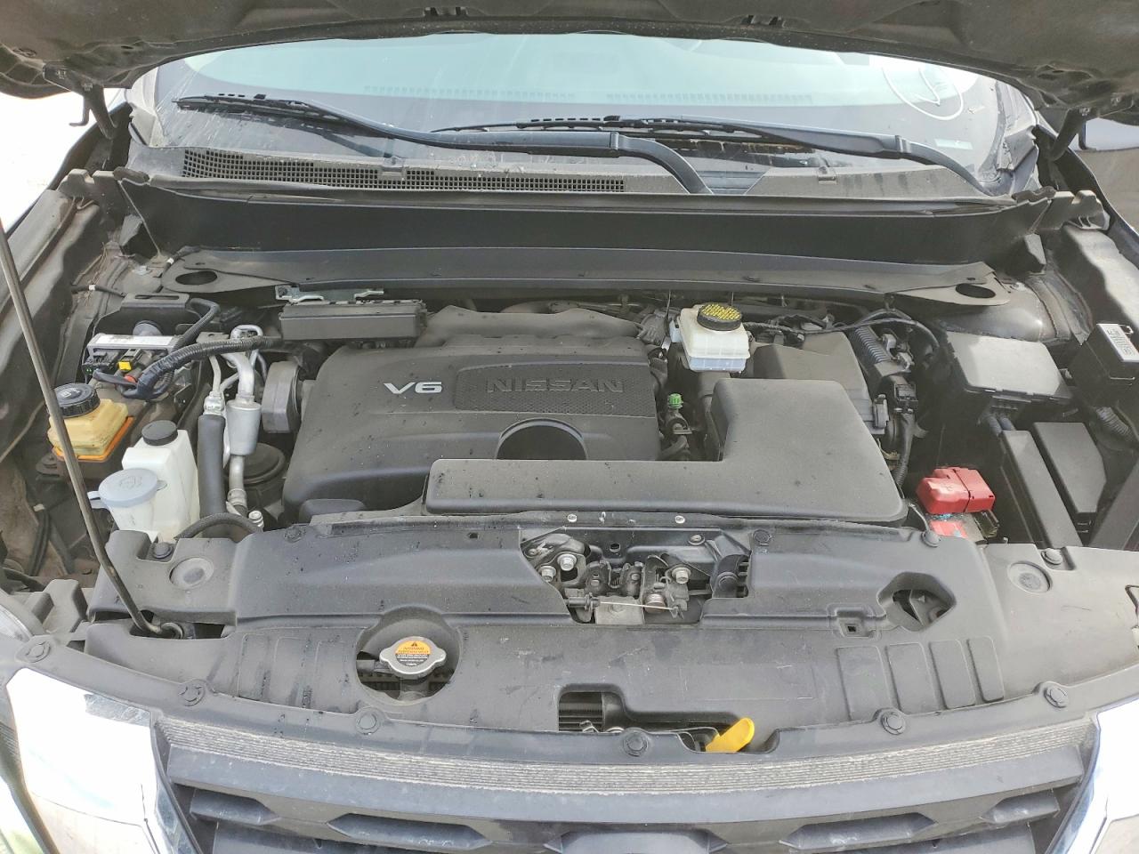 Nissan Pathfinder S