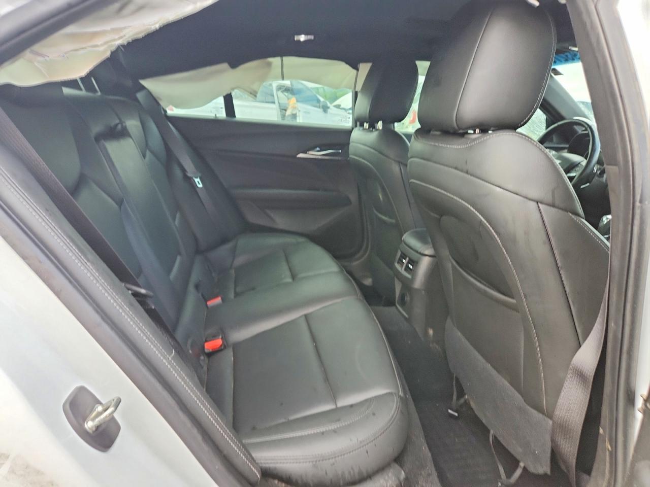 Cadillac CT4 Luxury +
