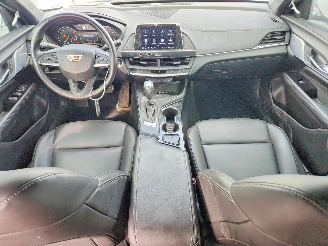 Cadillac CT4 Luxury +