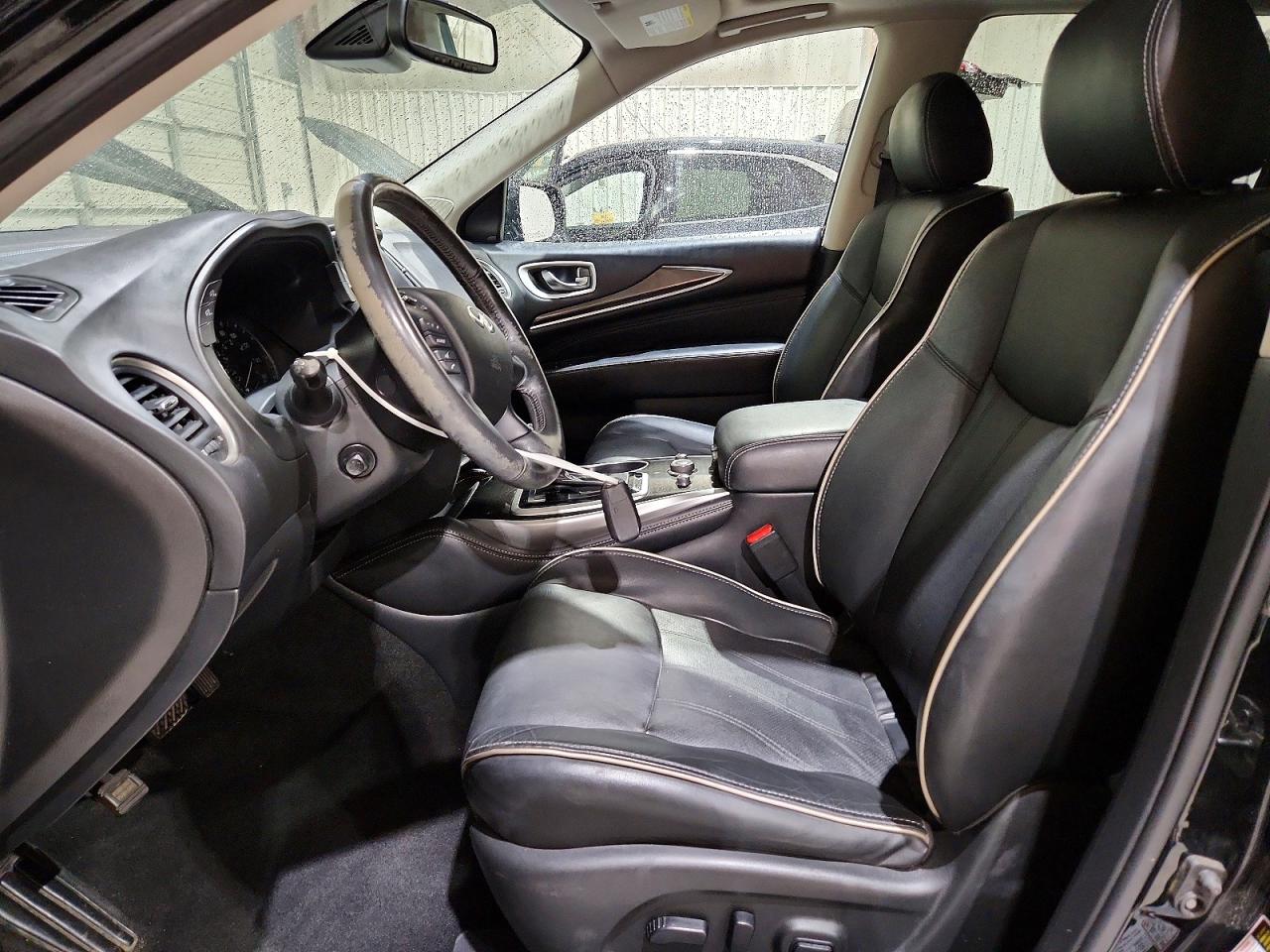 INFINITI Qx Luxe
