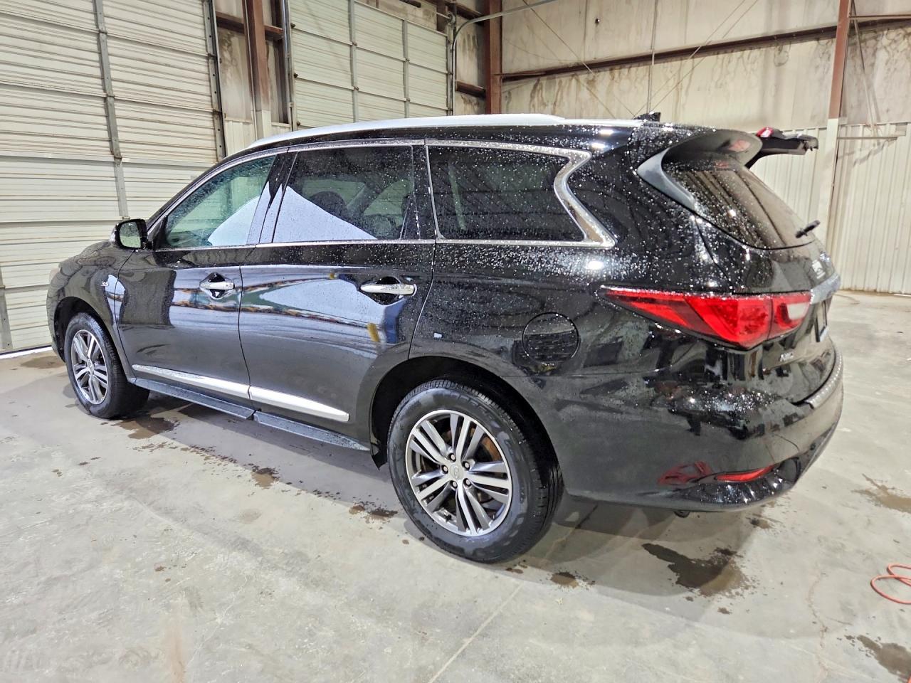 INFINITI Qx Luxe