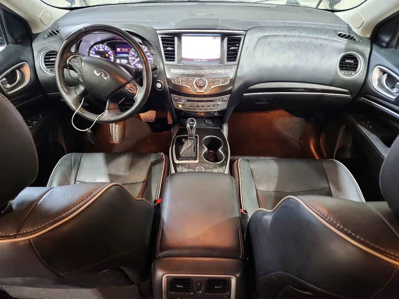 INFINITI Qx Luxe