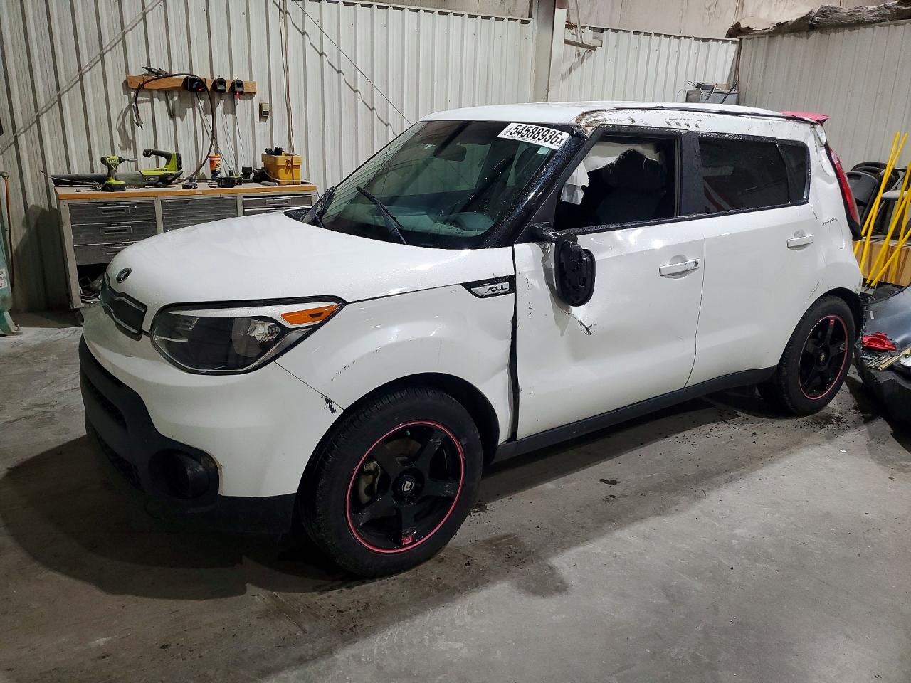 Salvage Kia Soul Image