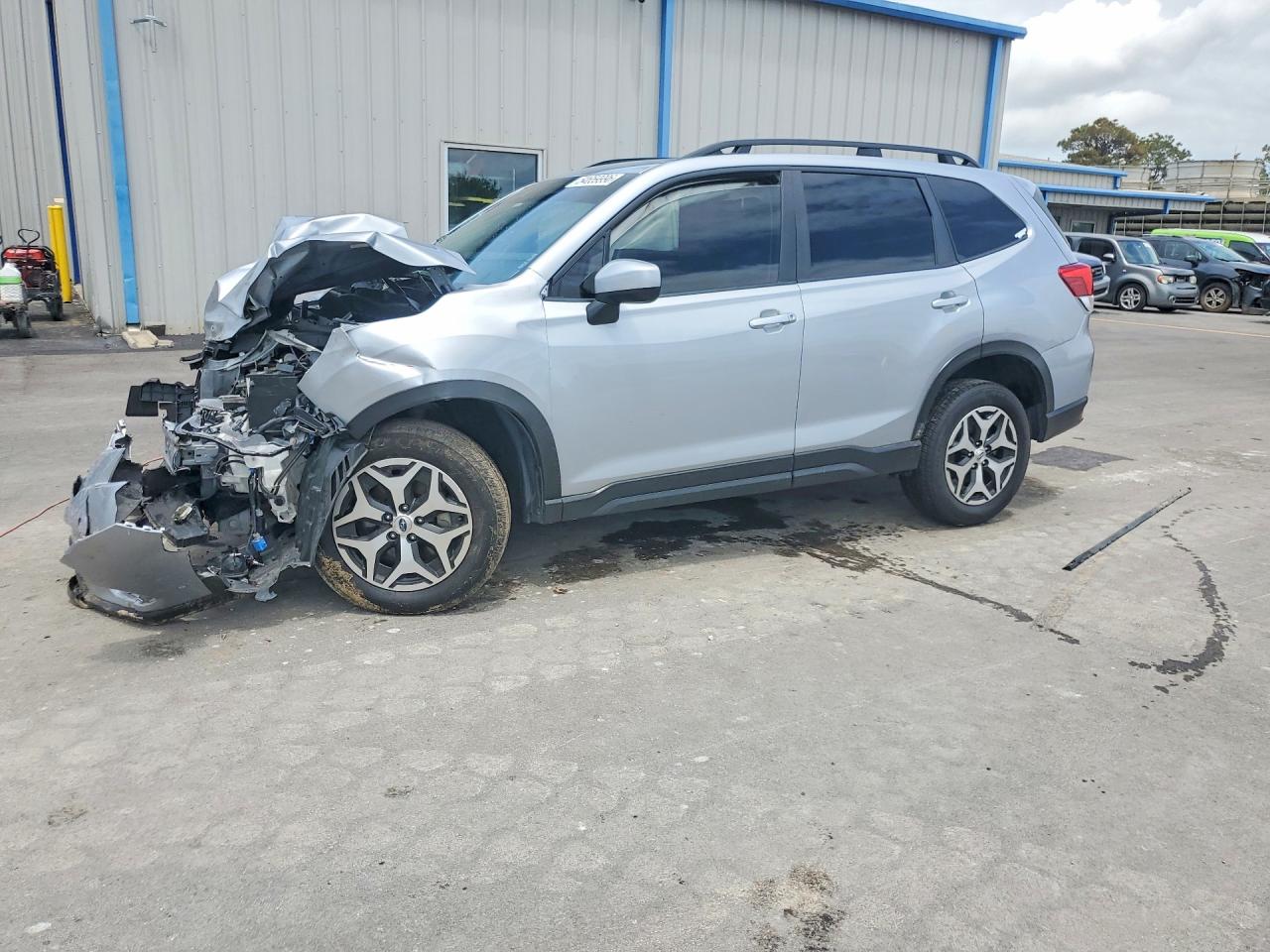 Salvage Subaru Forester Image