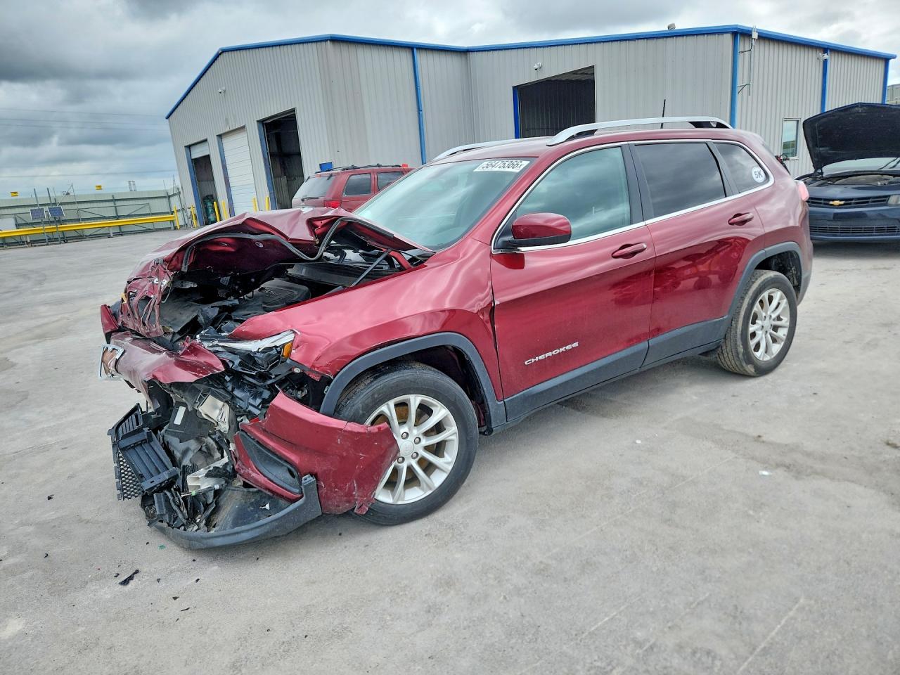 Salvage Jeep Cherokee Image