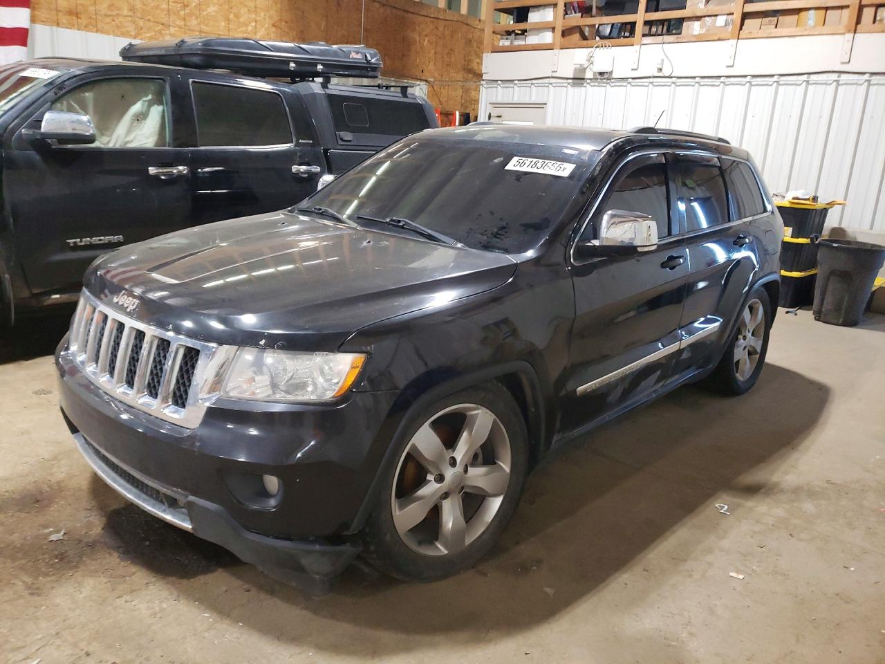 Salvage Jeep Cherokee Image