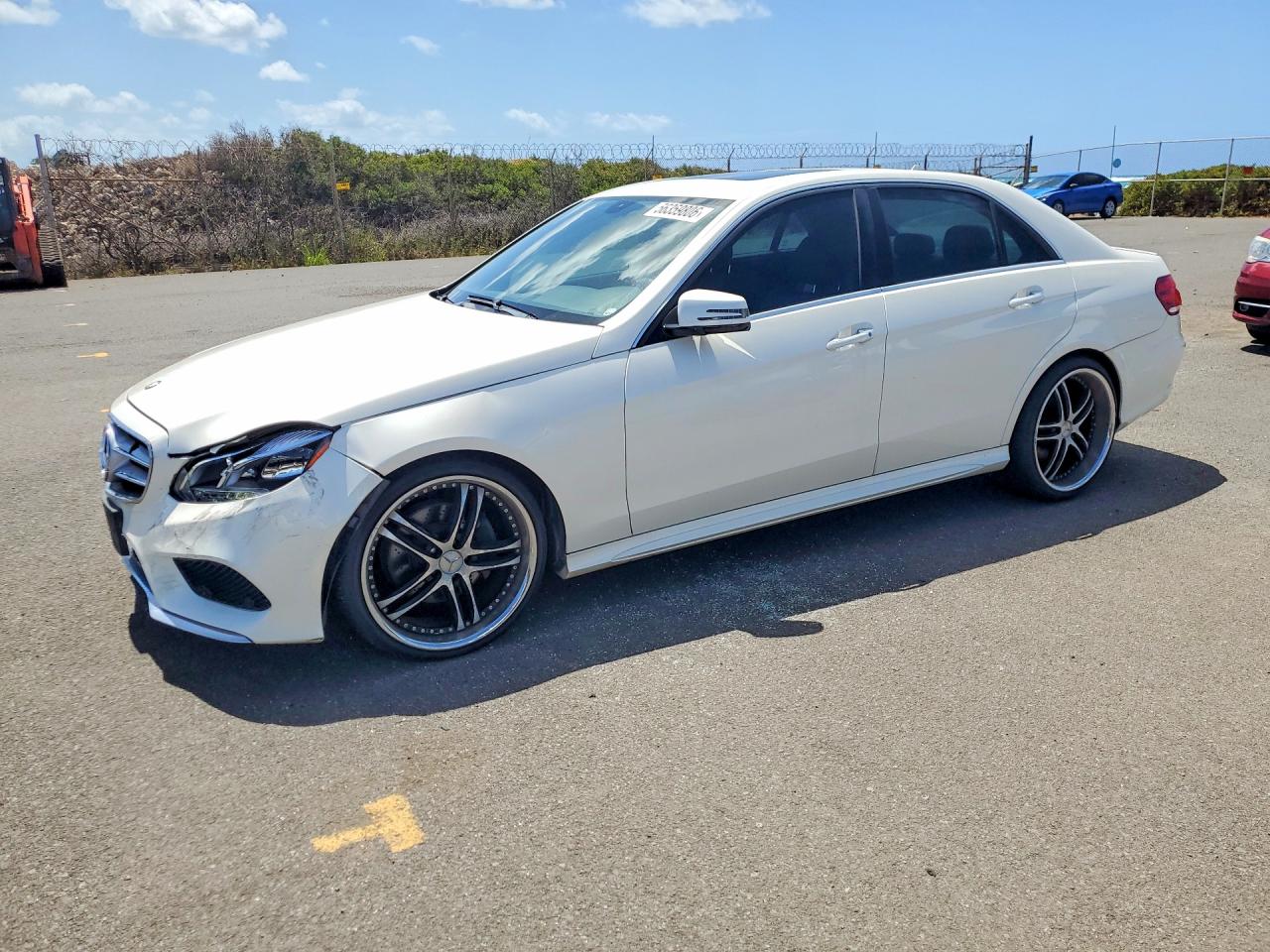 Salvage Mercedes-Benz E-Class Image