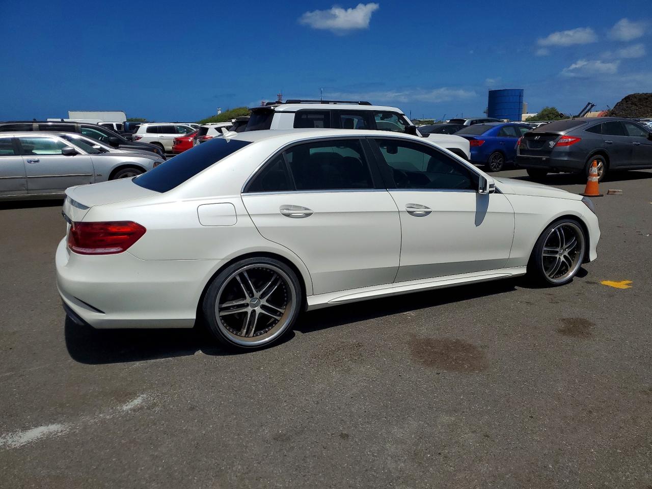 Mercedes-Benz E-Class 350
