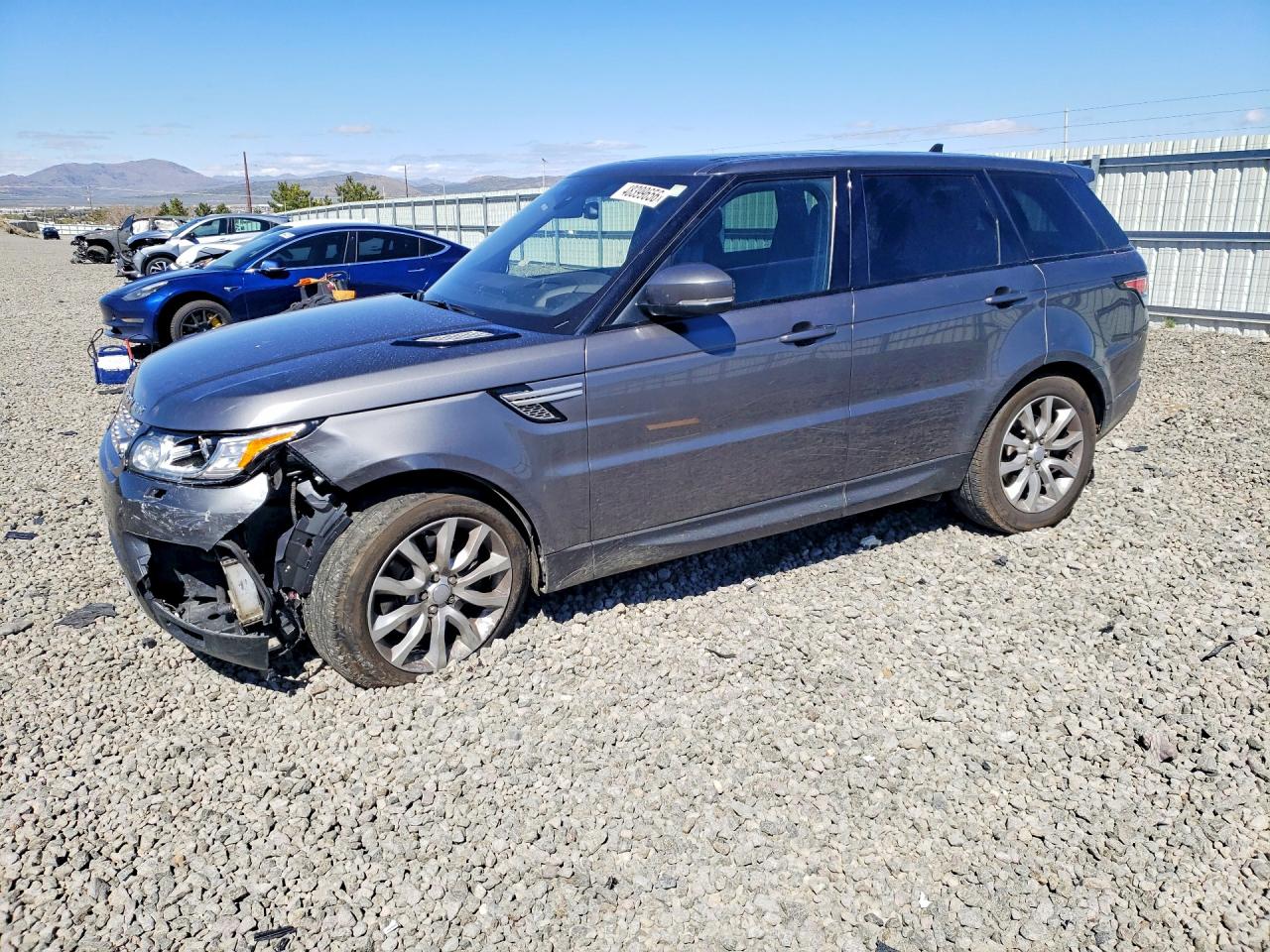 Salvage Land Rover Range Rover Image