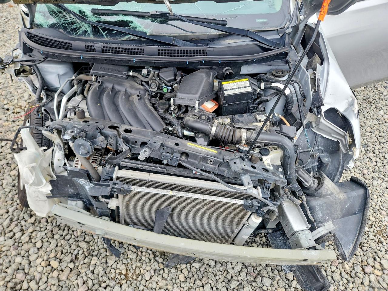 Nissan Versa 1.6 S Plus