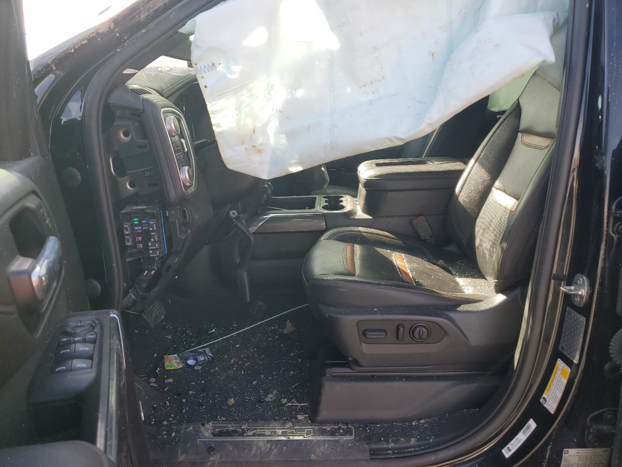 GMC Sierra K2500 At4