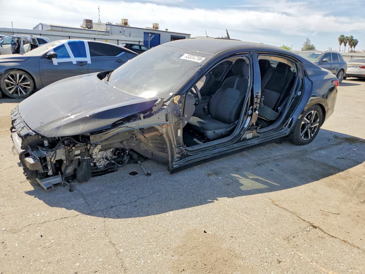 Salvage Nissan Sentra Image