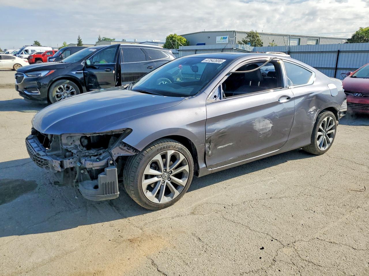 Salvage Honda Accord Image