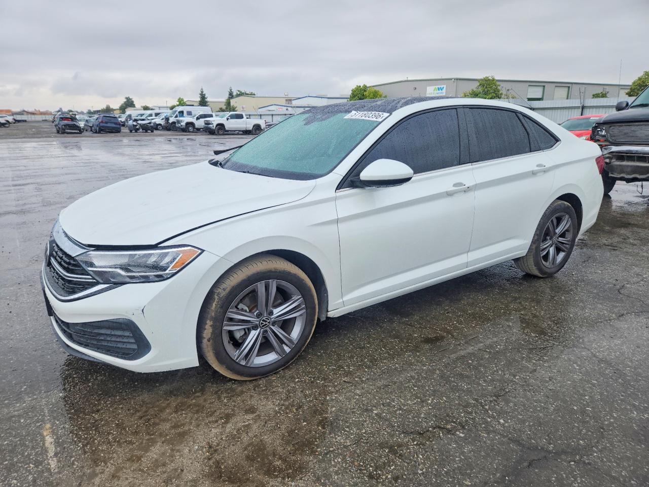 Salvage Volkswagen Jetta Image