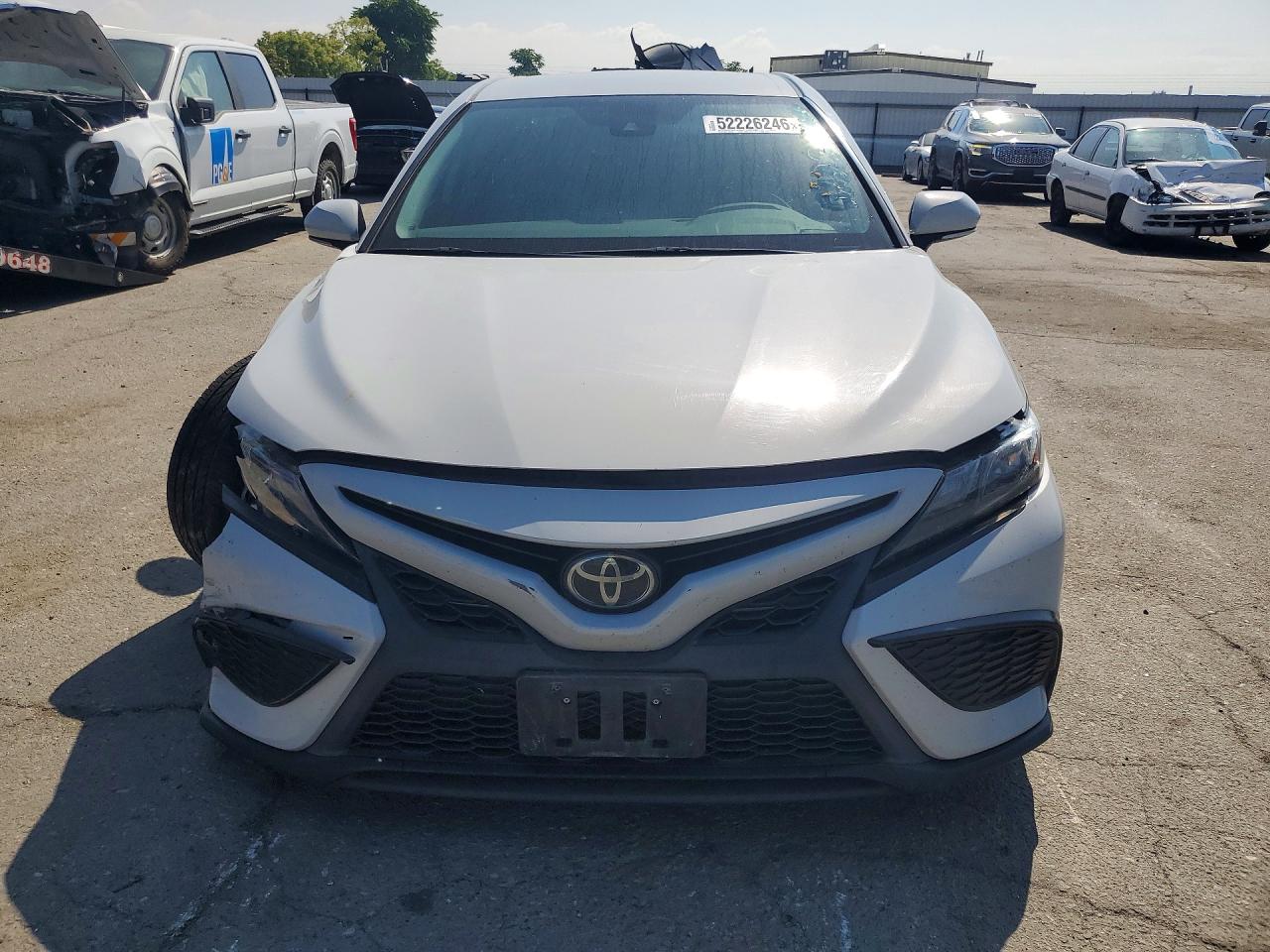 Toyota Camry Se