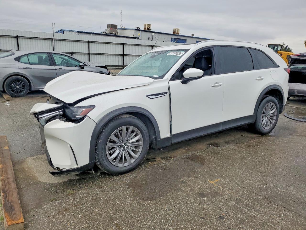 Salvage Mazda Cx Image