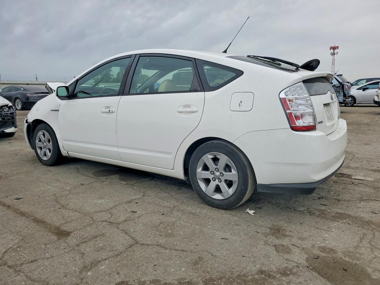 Toyota Prius Base