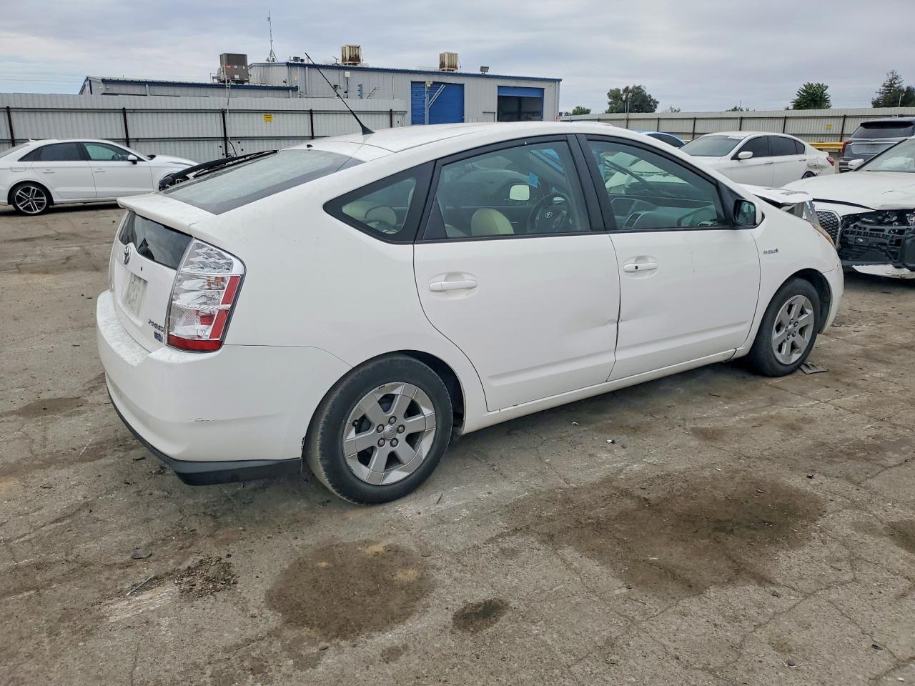 Toyota Prius Base