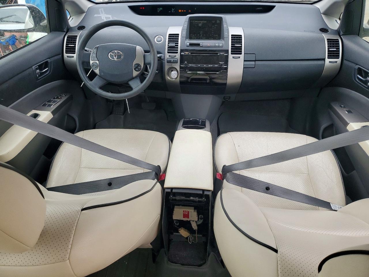 Toyota Prius Base