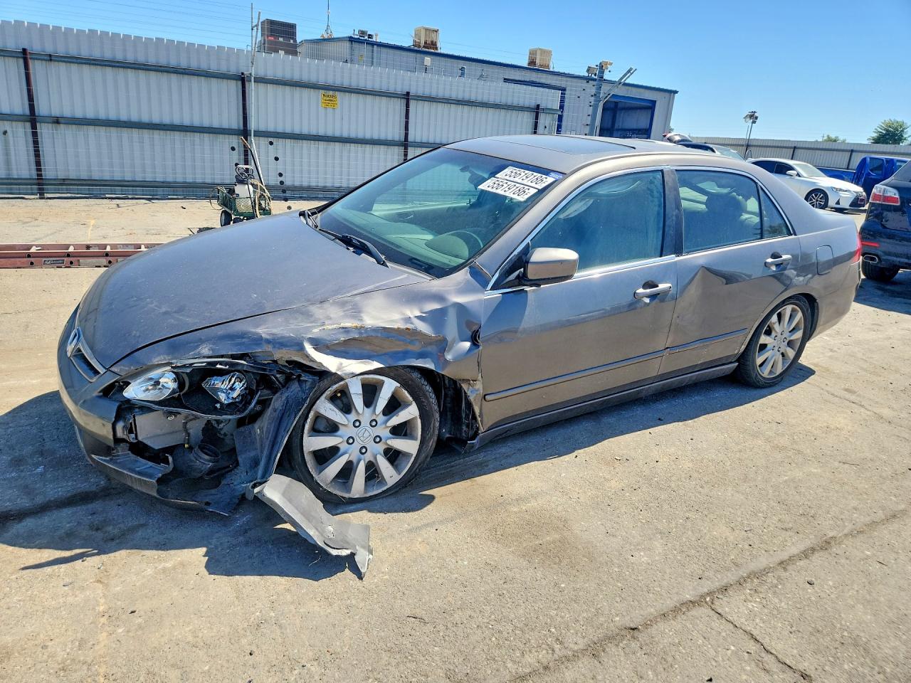 Salvage Honda Accord Image