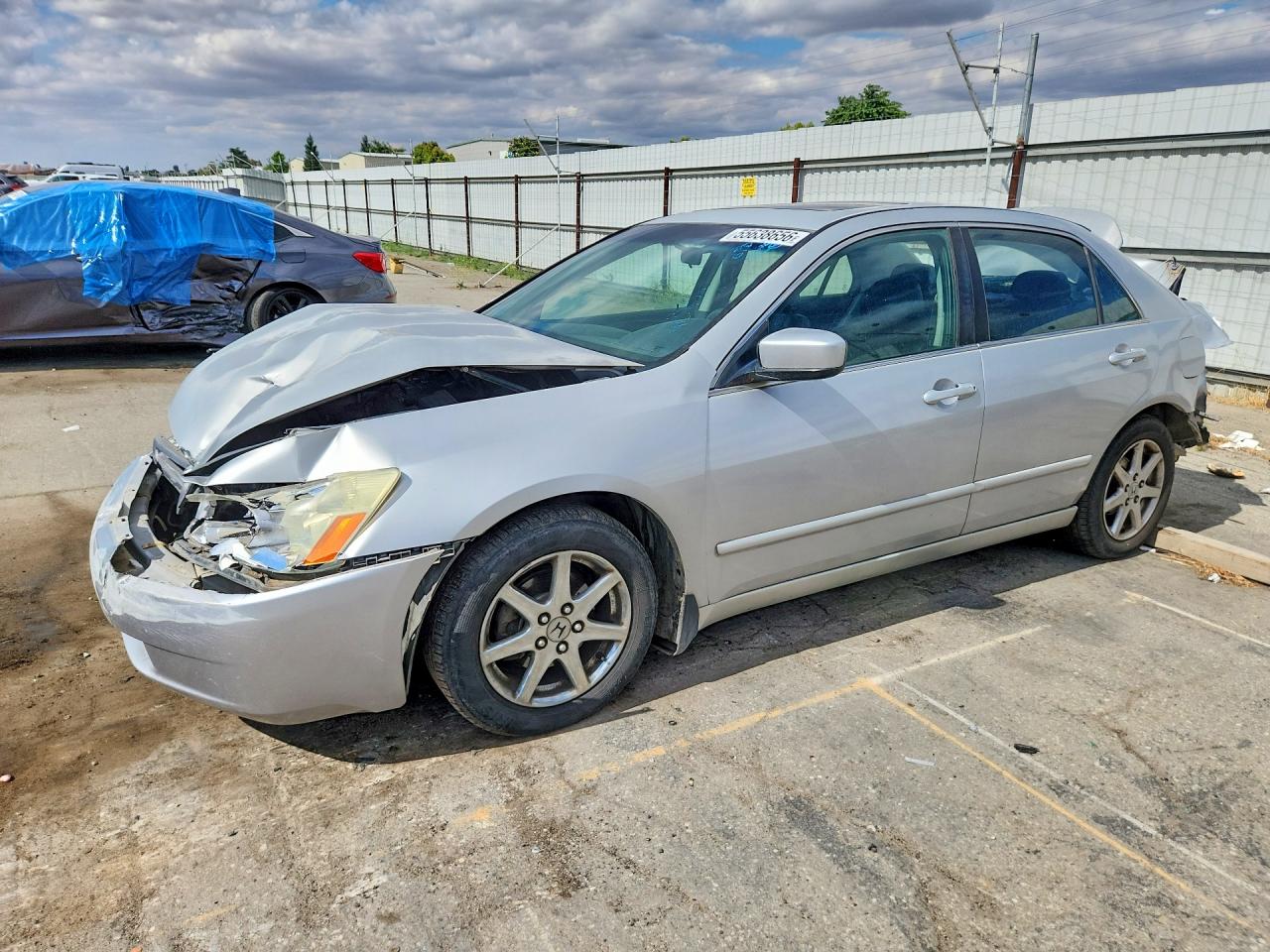 Salvage Honda Accord Image