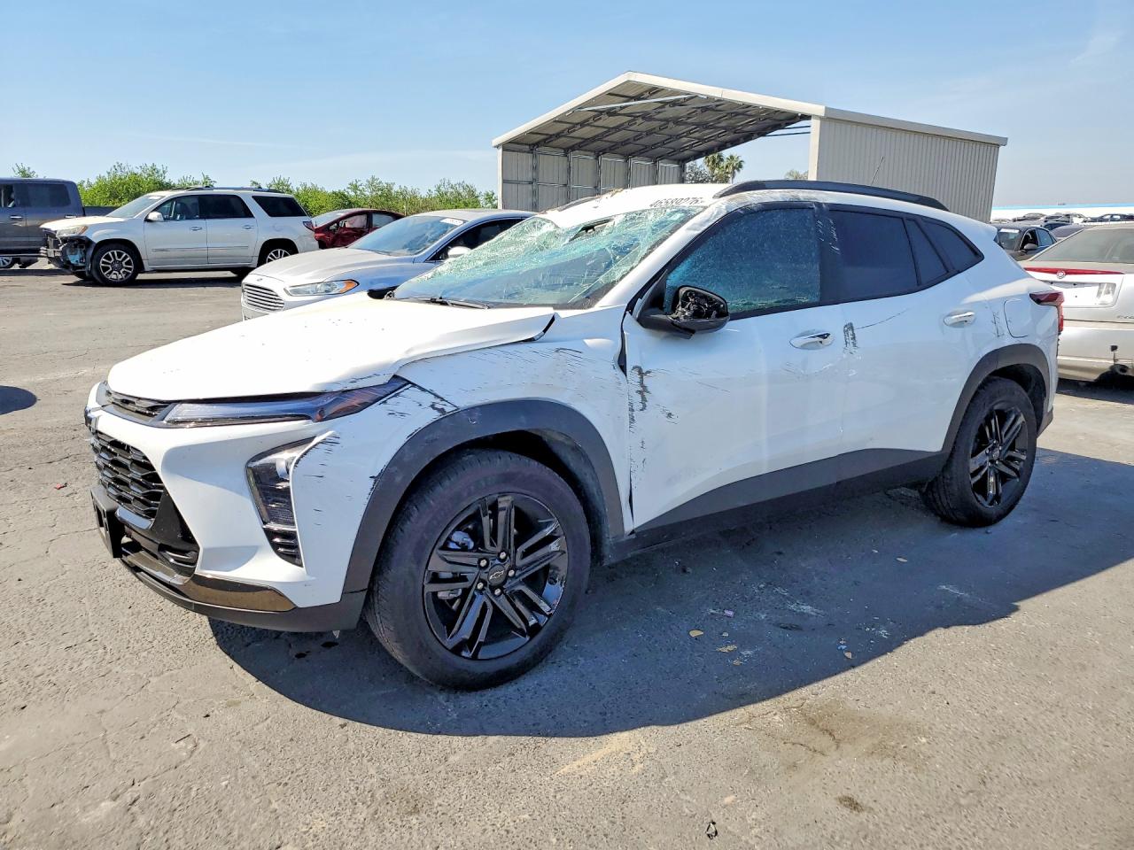 Salvage Chevrolet Trax Image