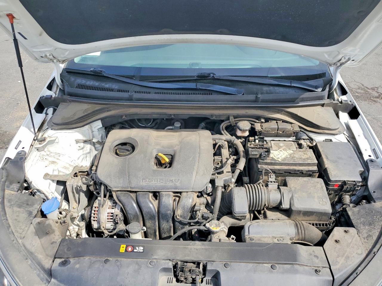 Hyundai ELANTRA Sel
