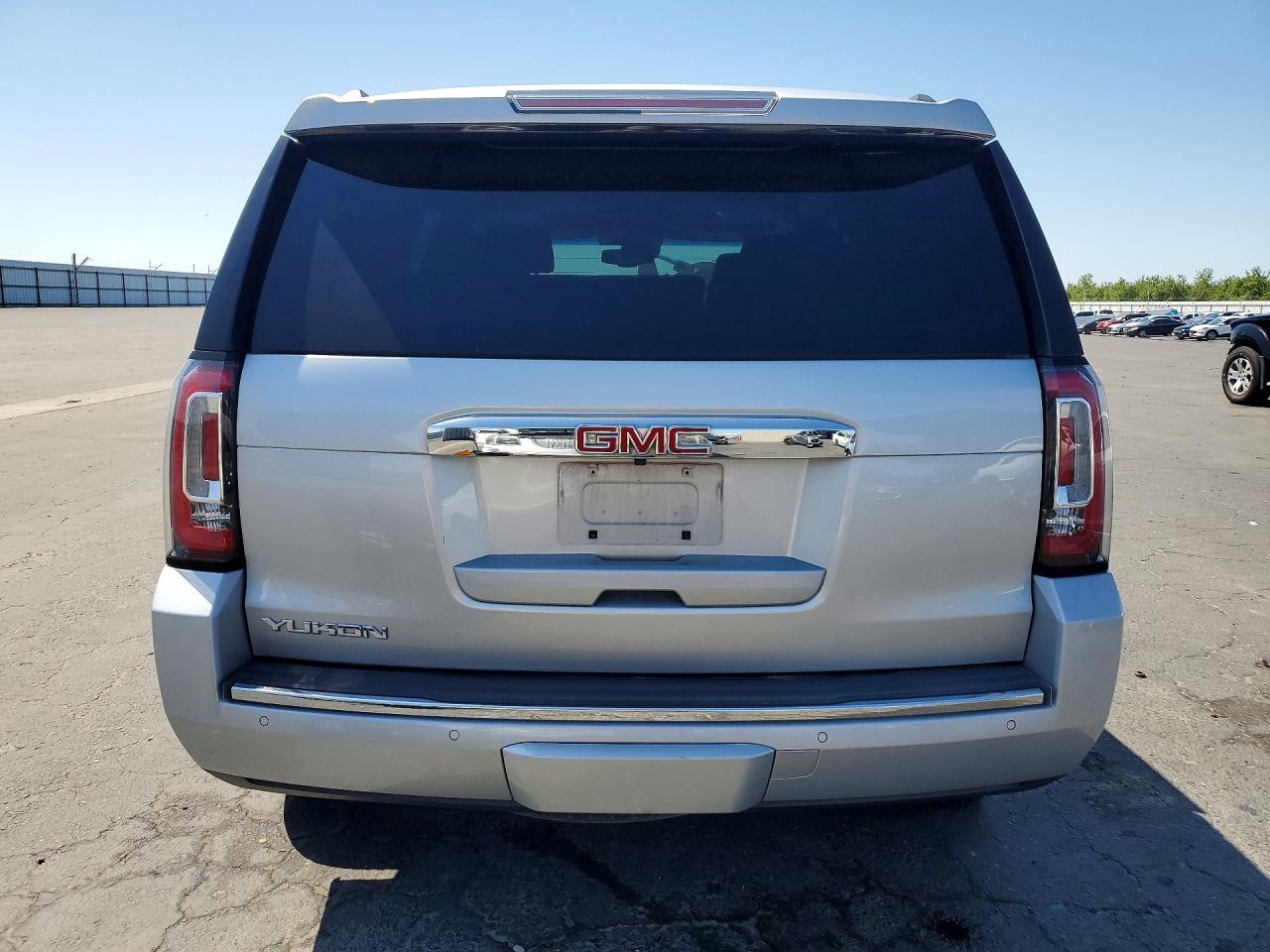 GMC Yukon Denali