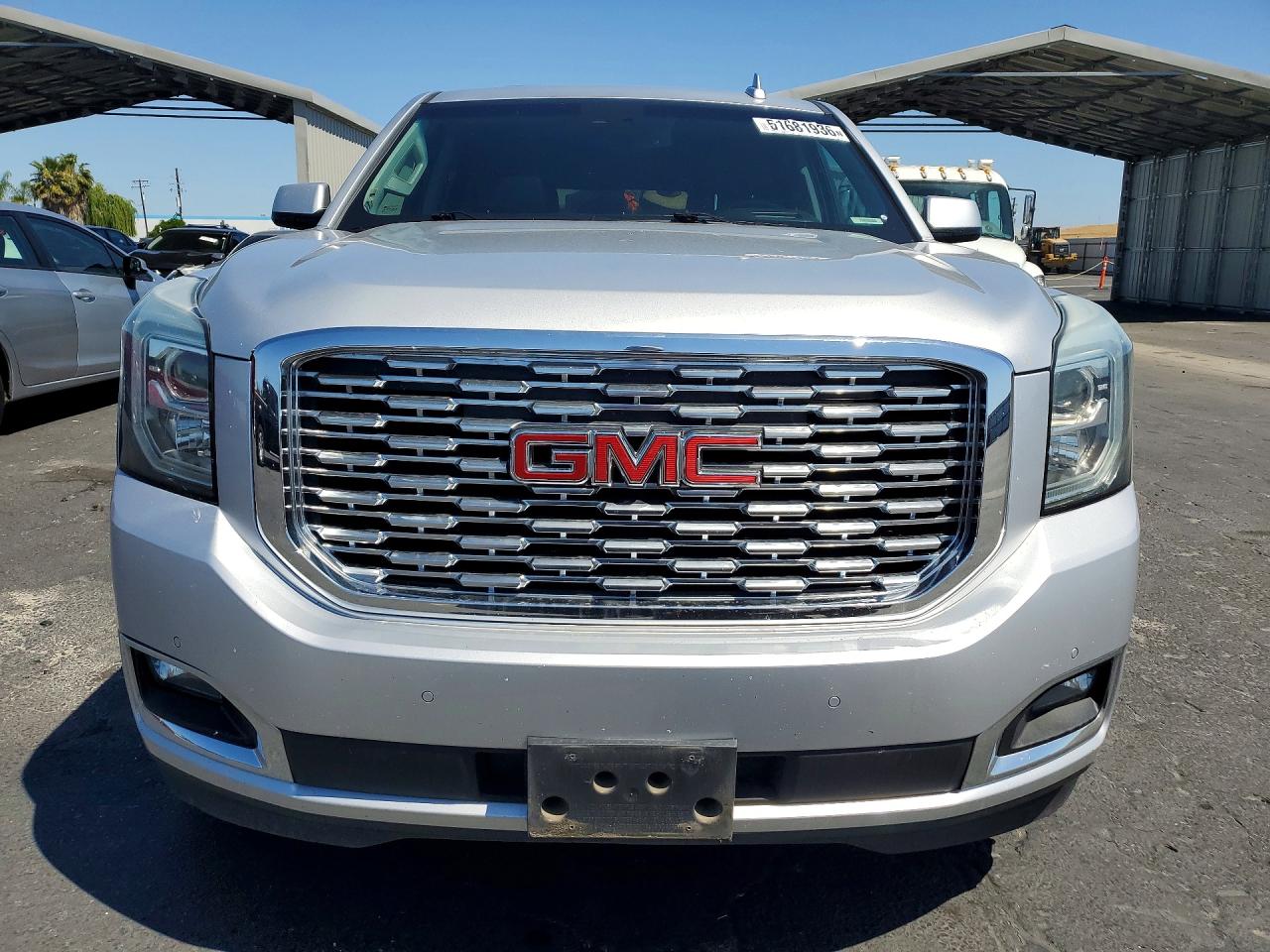 GMC Yukon Denali