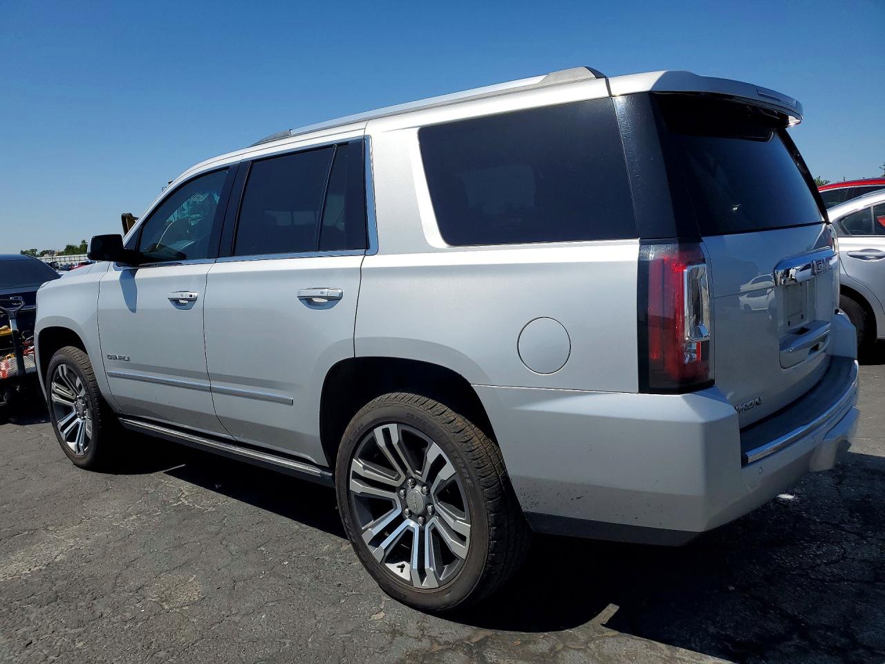 GMC Yukon Denali